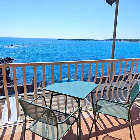 גיארדיני נאקסוס Super Panorama & Astonishing Apartment Seaview מראה חיצוני תמונה