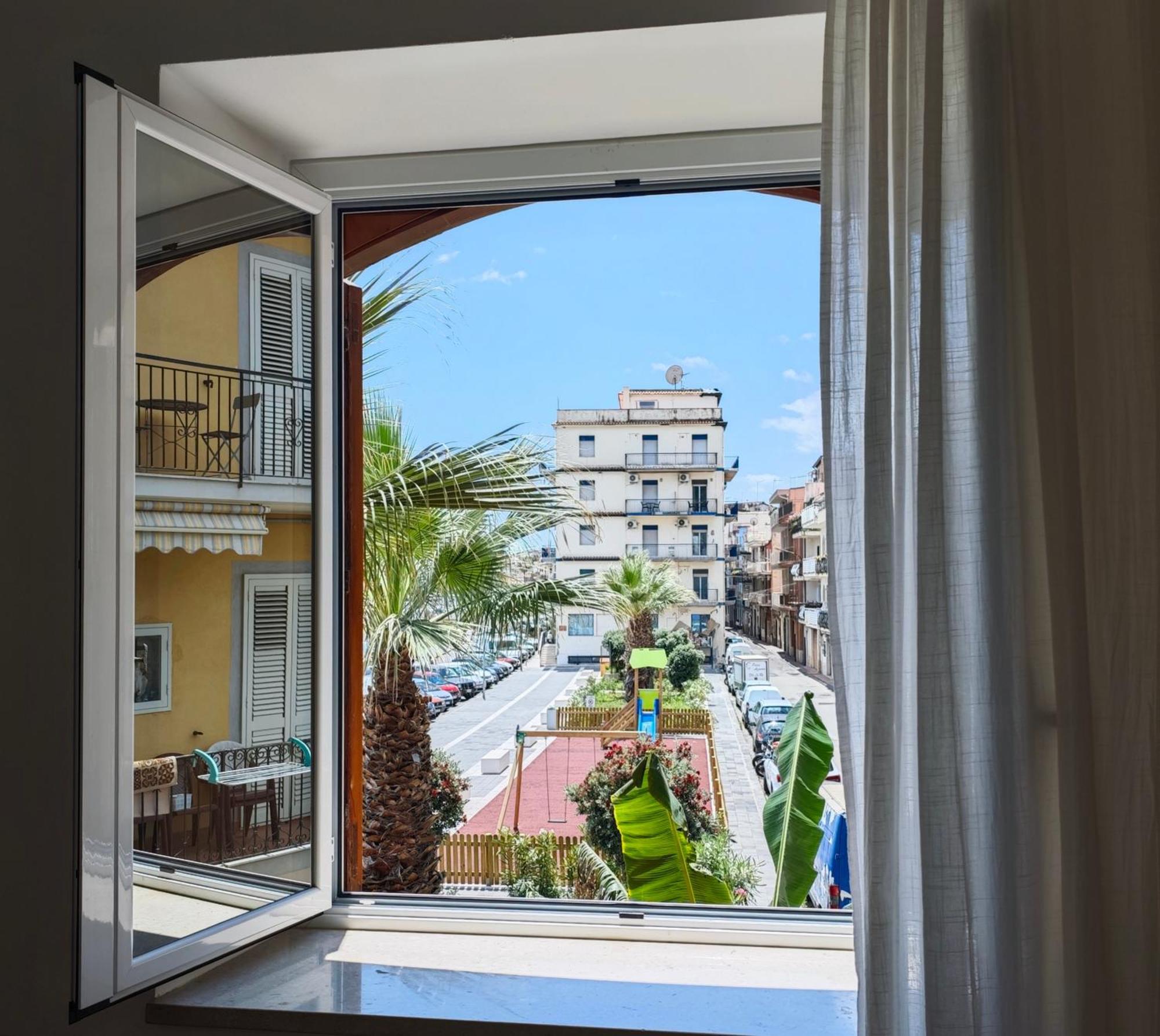 גיארדיני נאקסוס Super Panorama & Astonishing Apartment Seaview מראה חיצוני תמונה